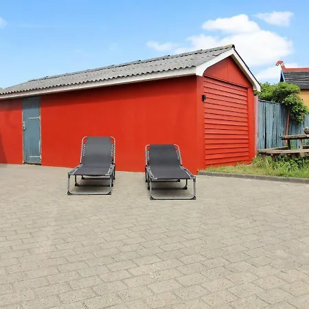 Holiday home Karla - 100m From The Sea In Western Jutland By Interhome *