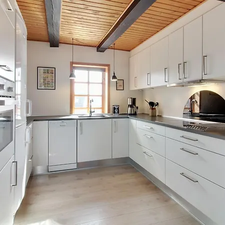 度假居 Karla - 100m From The Sea By Interhome