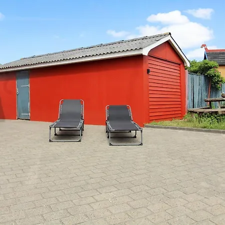 Karla - 100m From The Sea By Interhome